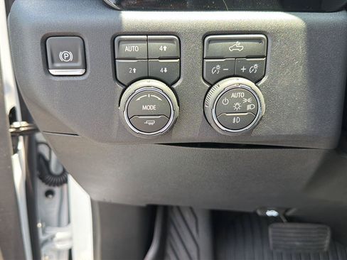 New 2026 Chevrolet Silverado 1500 RST AWD/4WD image 19