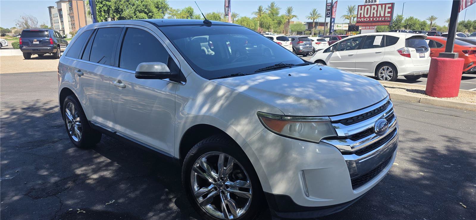 Used 2012 Ford Edge Limited FWD image 3