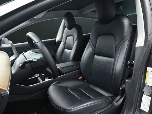 Used 2019 Tesla Model 3 Long Range image 12