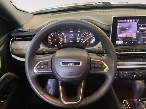 Used 2023 Jeep Compass Sport AWD/4WD image 12