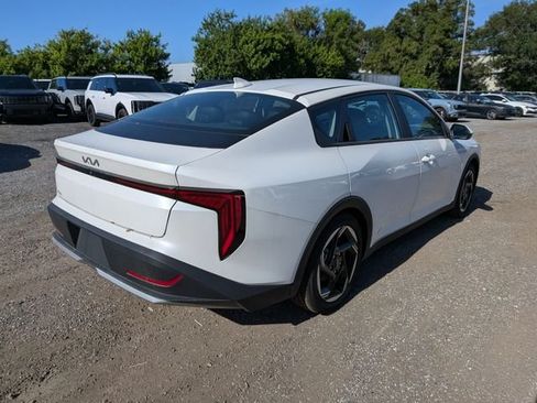 New 2026 Kia K4 EX FWD image 4