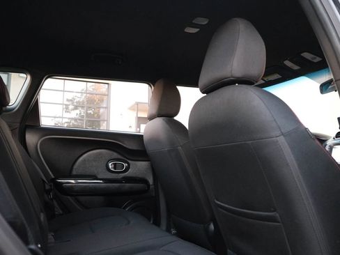 Used 2016 Kia Soul + w/ Tarmac Special Edition image 29