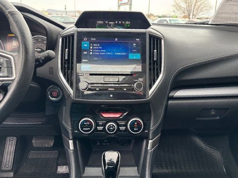 Used 2019 Subaru Forester Limited image 18