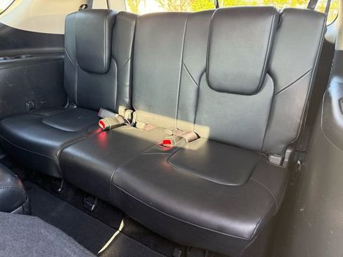 Used 2024 Nissan Armada SL w/ Captain's Chairs Package image 14