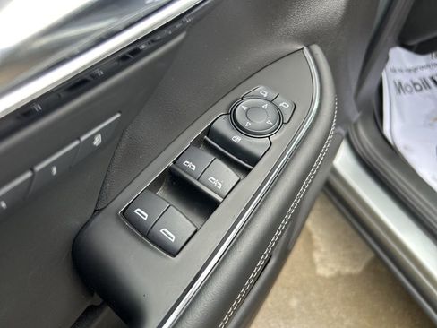 Used 2023 Buick Envision Essence w/ Sport Touring Package image 21