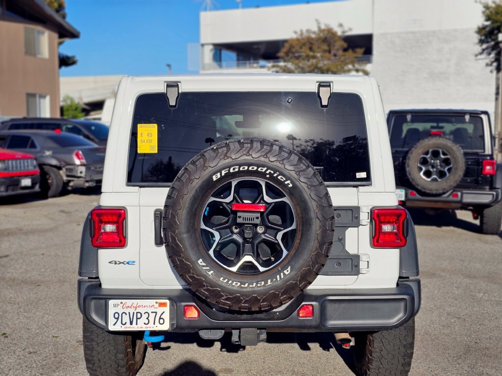 Used 2022 Jeep Wrangler Unlimited Rubicon 4xe AWD/4WD image 5