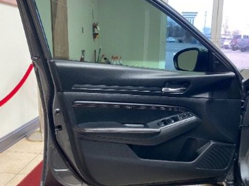 Used 2020 Nissan Altima 2.5 SR image 14