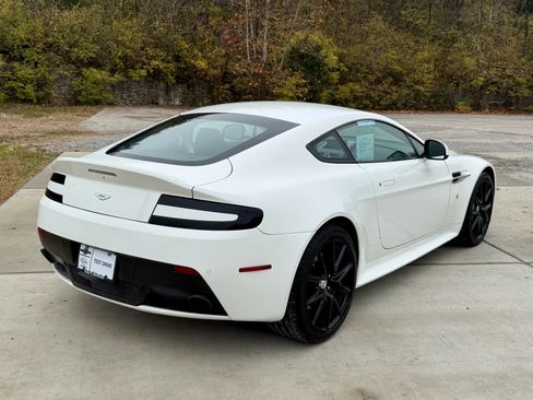 Used 2015 Aston Martin V8 Vantage GT RWD image 5