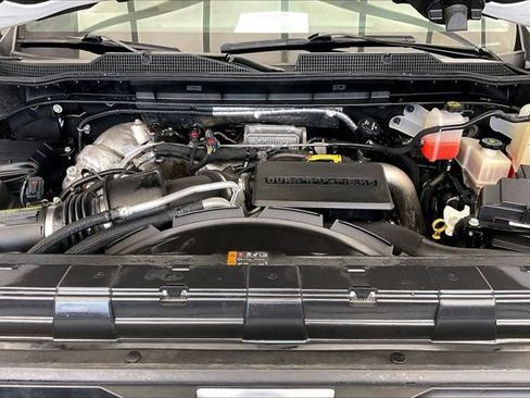 Used 2021 Chevrolet Silverado 3500 High Country AWD/4WD image 9