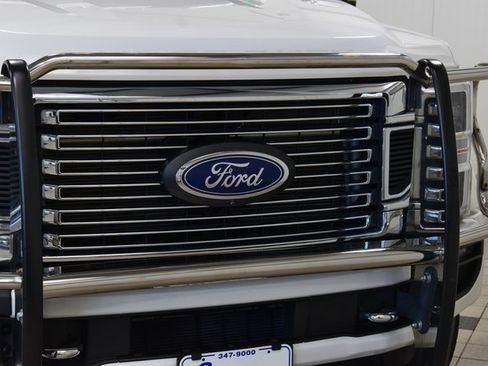 Used 2022 Ford F450 Platinum w/ FX4 Off-Road Package image 11