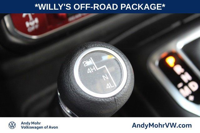 Used 2025 Jeep Gladiator Sport AWD/4WD image 39