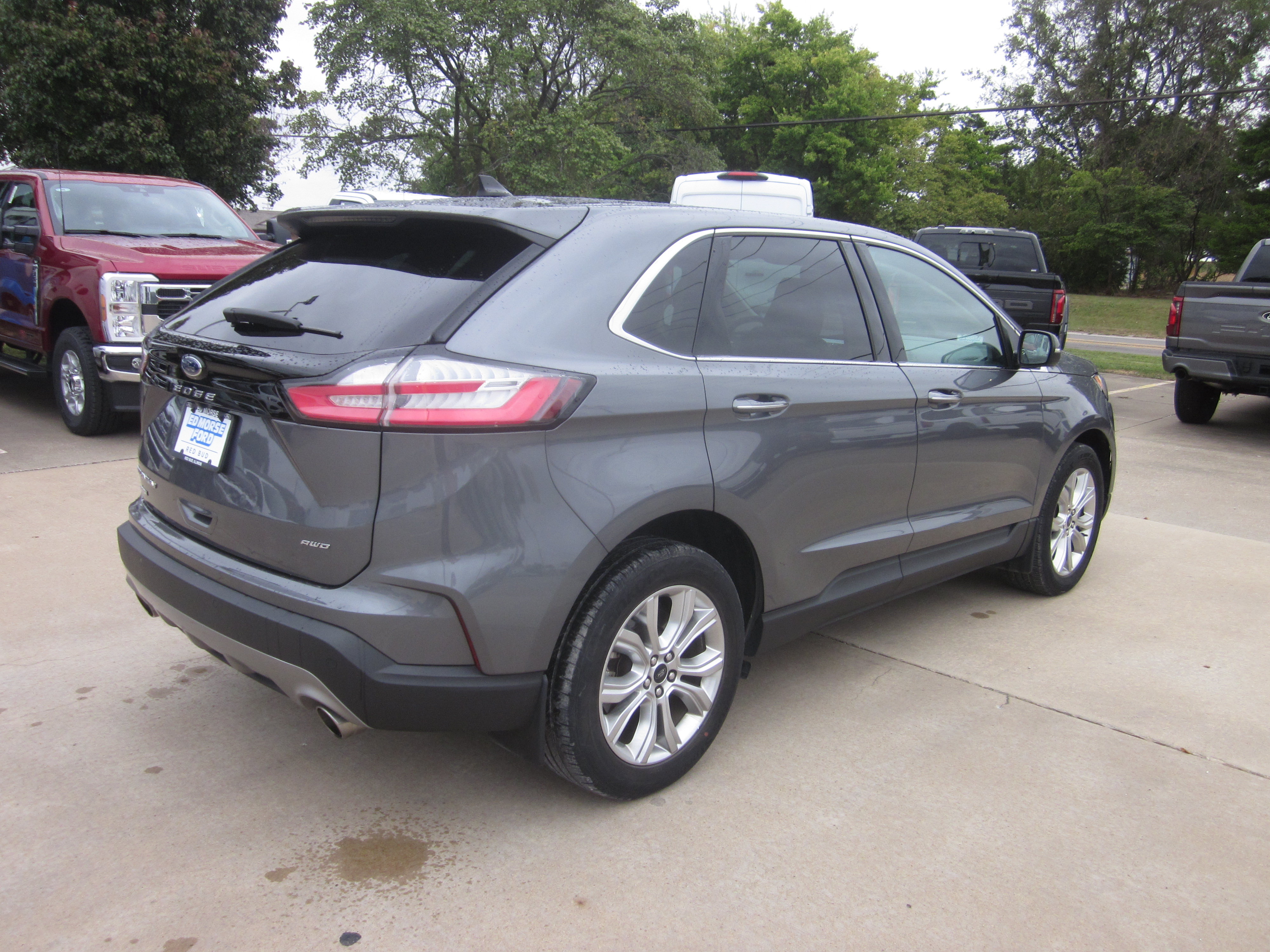 Used 2024 Ford Edge Titanium AWD/4WD image 6