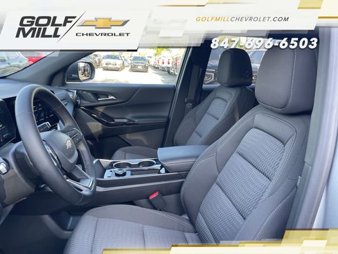 Used 2026 Chevrolet Equinox LT AWD/4WD image 14