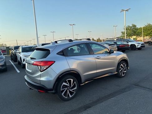 Used 2019 Honda HR-V Sport image 8