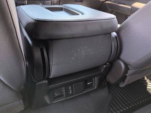 Used 2024 Chevrolet Silverado 2500 Custom w/ Custom Convenience Package AWD/4WD image 24