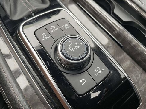 Used 2022 Nissan Armada Platinum w/ Captain's Chairs Package image 29