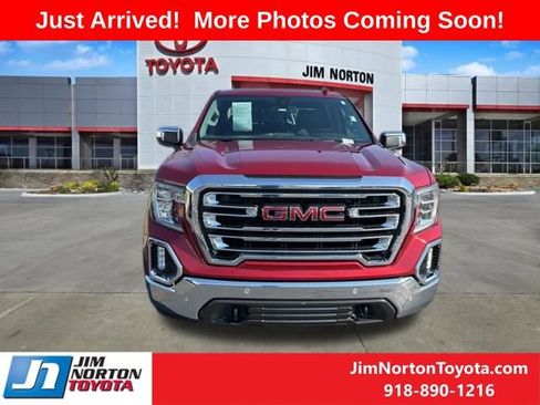 Used 2020 GMC Sierra 1500 SLT image 2