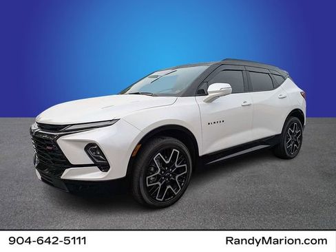 Used 2023 Chevrolet Blazer RS w/ Driver Confidence II Package FWD image 1