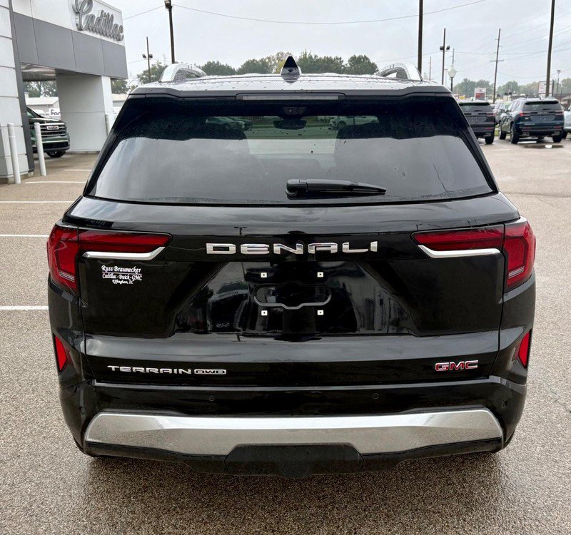 New 2027 GMC Terrain Denali AWD/4WD image 4