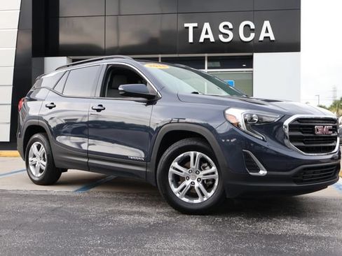 Used 2018 GMC Terrain SLE w/ Driver Convenience Package FWD image 1