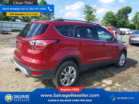 Used 2017 Ford Escape SE w/ Equipment Group 201A FWD image 4