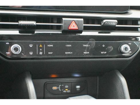 New 2026 Kia Sportage LX image 27