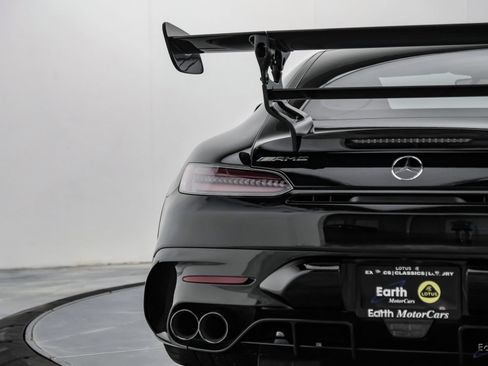 Used 2021 Mercedes-Benz AMG GT Black Series image 17