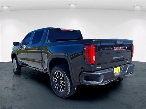 Used 2021 GMC Sierra 1500 AT4 image 4