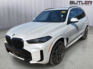 Used 2025 BMW X5 xDrive40i w/ M Sport Package video 1
