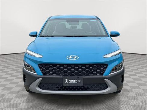 Used 2023 Hyundai Kona SE w/ Cargo Package image 2