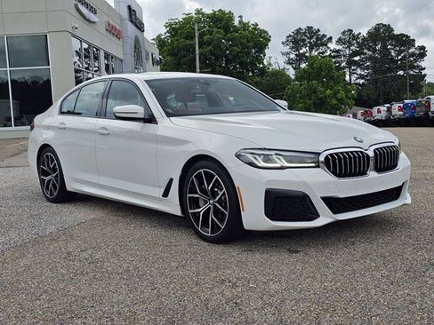 Used 2021 BMW 530i xDrive AWD/4WD image 9