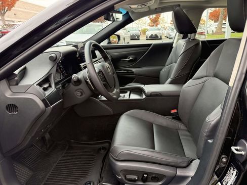 Used 2023 Lexus ES 350 Premium image 14