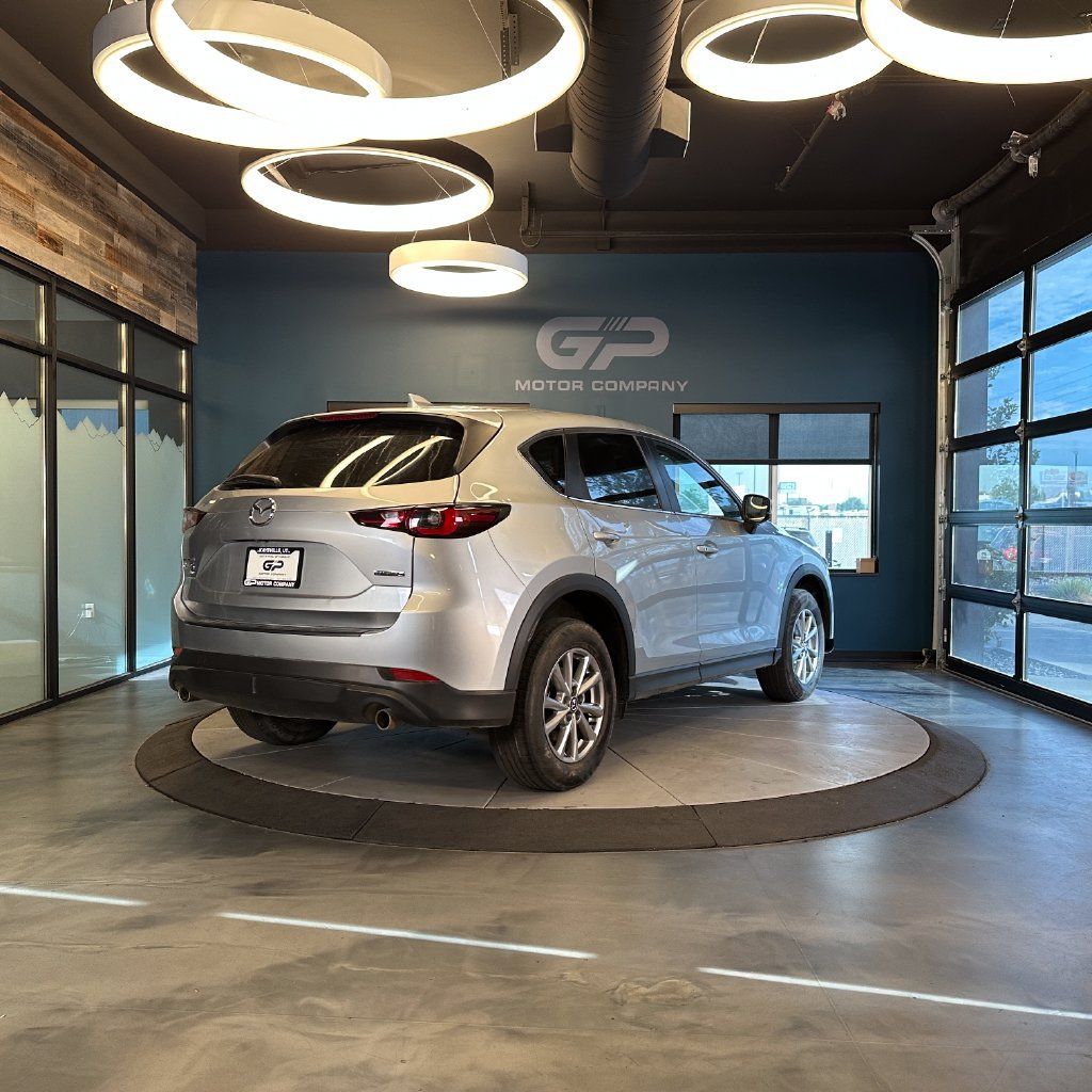 Used 2023 MAZDA CX-5 AWD 2.5 S image 3