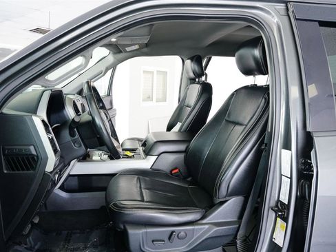 Used 2019 Ford F150 Lariat w/ Equipment Group 502A Luxury image 15