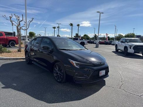 Certified 2025 Toyota Corolla SE w/ SE Premium Package image 4