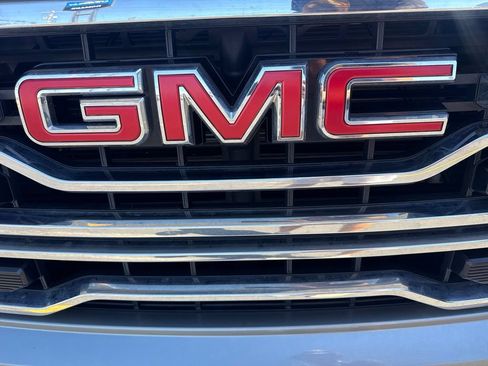 Used 2025 GMC Sierra 1500 SLT AWD/4WD image 11