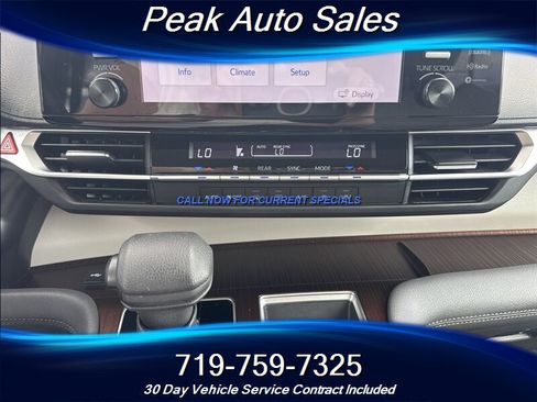 Used 2022 Toyota Sienna LE AWD/4WD image 21