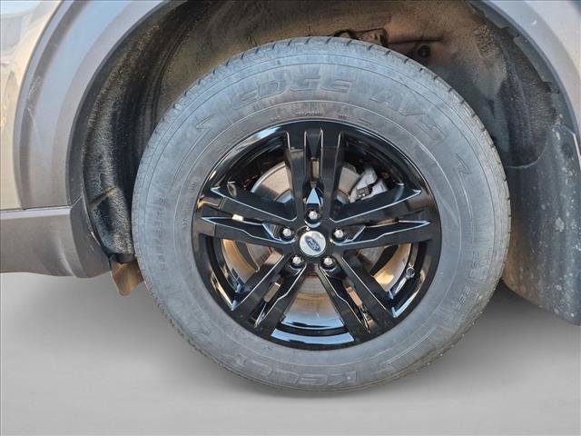 Used 2020 Ford Explorer XLT AWD/4WD image 13