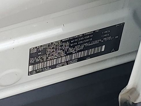 Used 2021 Toyota RAV4 Limited image 51