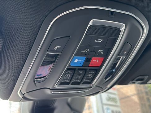 New 2026 Jeep Grand Cherokee L Limited AWD/4WD image 24