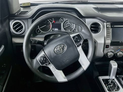Used 2017 Toyota Tundra SR5 w/ SR5 Upgrade Package RWD image 17