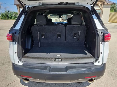 Used 2023 Chevrolet Traverse LT w/ Midnight/Sport Edition AWD/4WD image 16