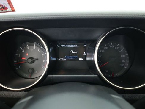 Used 2019 Ford Mustang Shelby GT350 w/ Technology Package image 12