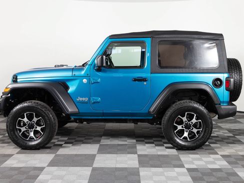 Used 2020 Jeep Wrangler Sport AWD/4WD image 3