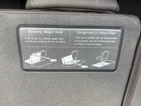 Used 2018 Honda Odyssey EX-L image 12