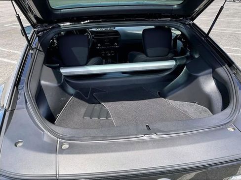 Used 2023 Nissan Z Sport w/ Floor Mat Package image 32