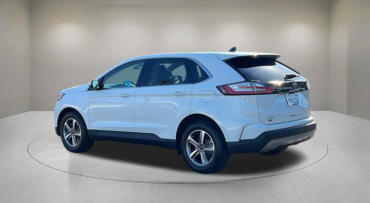 Certified 2023 Ford Edge SEL AWD/4WD image 4