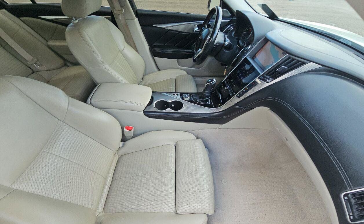 Used 2018 INFINITI Q50 Sport w/ Sensory Package (Sport) RWD image 16