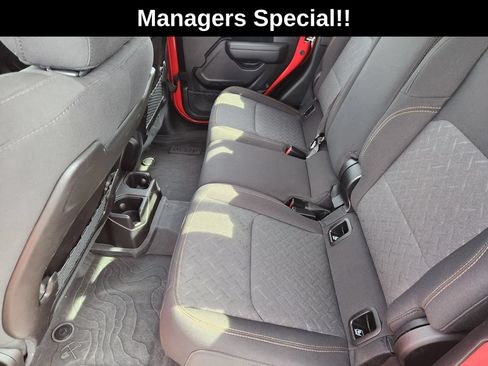 Used 2024 Jeep Gladiator Mojave w/ Safety Group AWD/4WD image 33
