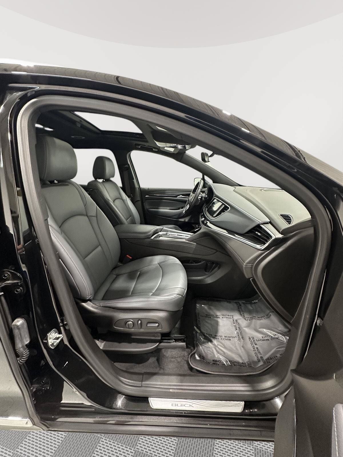 Used 2024 Buick Enclave Essence w/ Experience Buick Package AWD/4WD image 26